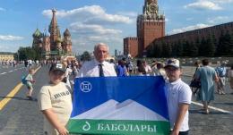 Москва 11 июля 2024 г. Бабоев Тохтамиш с внуками Алим и Адам.