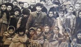 Айбазов Амин-Хаджи Муратович со своими учениками